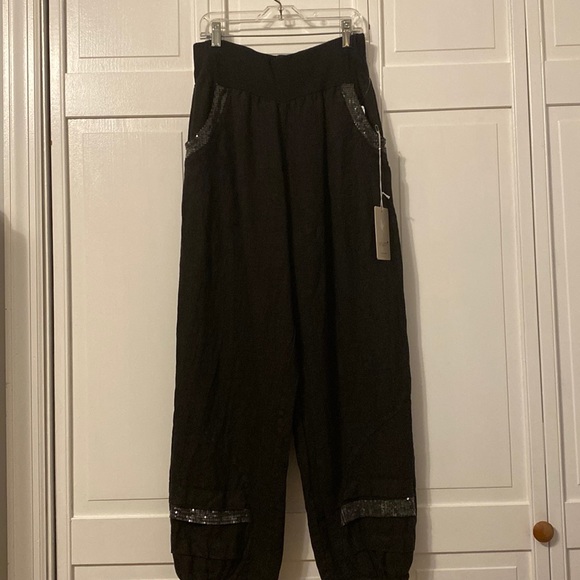 Shyloh pants, black, 100% linen, one size, elastic waist and bottoms, NWT - Picture 1 of 8